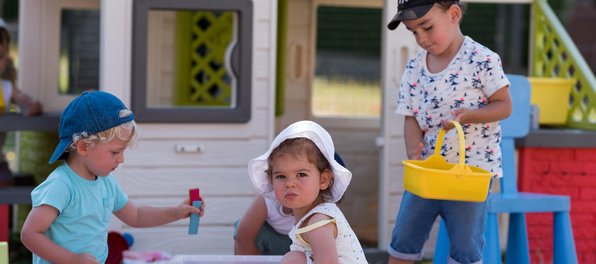 Toute petite enfance (0 à 3 ans) Arpajon-sur-Cère